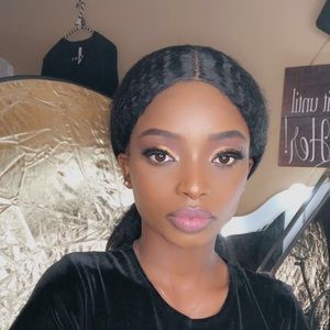 Meet your Posher, Rita